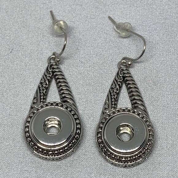 💗Beautiful Ginger Snaps & Co. Snap Button Earrings - 13 mm Petite Charms - Picture 2 of 7